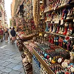 Casa Nel Cuore Antico بيت للعطل *