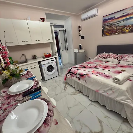 Casa Nel Cuore Antico Неаполь